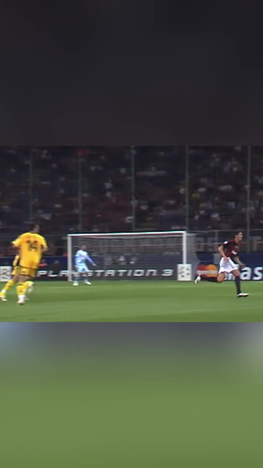 集顏值與球技于一身的天選之子卡卡