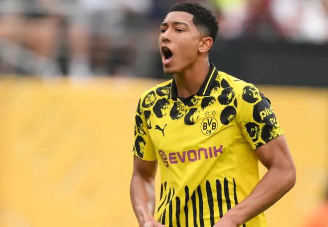 利物浦球星小貝林轉(zhuǎn)會(huì)多特，互利共贏，多特助年輕球員成長(zhǎng)。