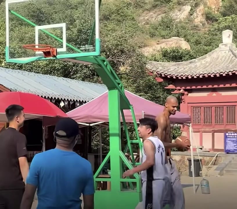 佛光頭法國人文班亞馬一人集成馬刺GDP全部要素