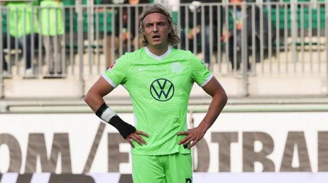 記者：博爾瑙轉(zhuǎn)會(huì)利茲聯(lián)，體檢中，轉(zhuǎn)會(huì)費(fèi)600萬(wàn)歐。