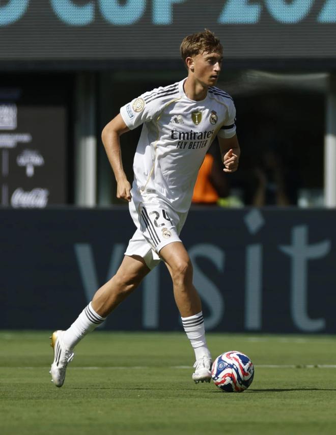 赫伊森致歉，遭罰無法助戰(zhàn)下一場