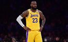 詹姆斯第6，美媒評(píng)湖人休賽期引援TOP10，張伯倫第7，科比第2。