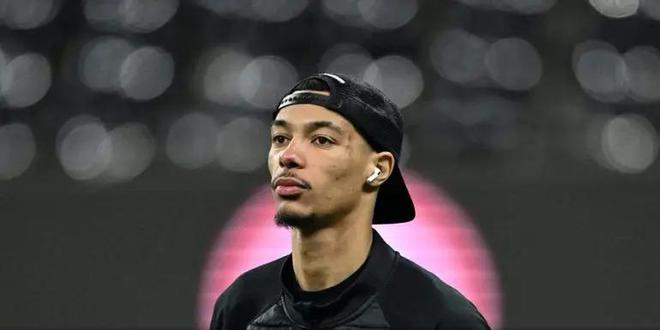 紐卡7500萬歐求購埃基蒂克，法鷹談判中。