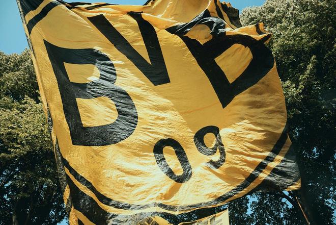 多特U23新季主場賽規(guī)：17歲及以下觀眾免費入場