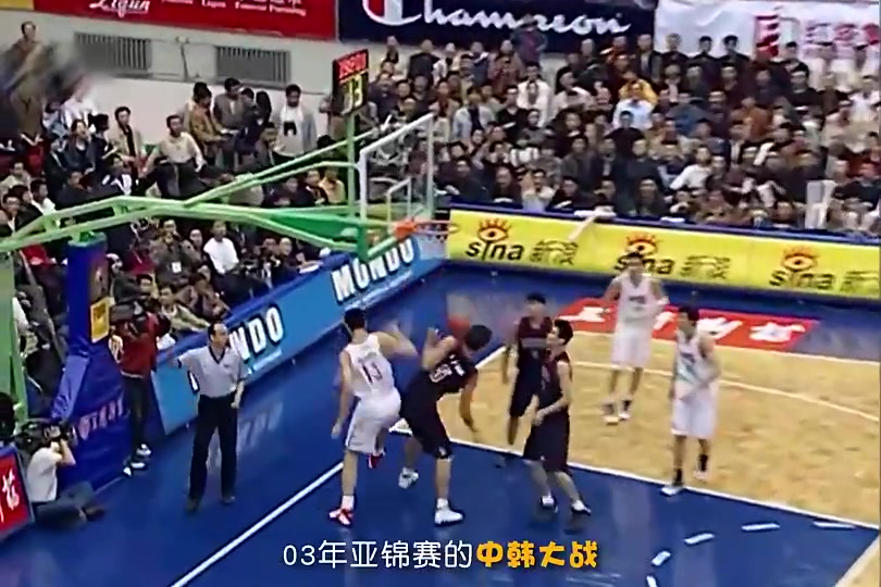 03年亞錦賽姚明暴打開拓者選中的亞洲第一中鋒河升鎮(zhèn)