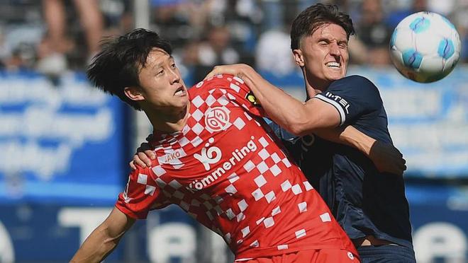 李在成，顴骨骨折仍戰(zhàn)！斗志強(qiáng)盛美因茨國腳