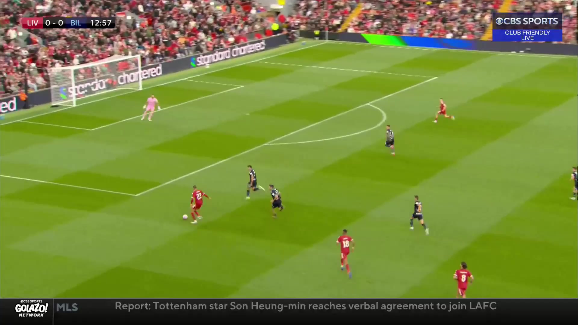 埃基蒂克下底傳中助攻薩拉赫推射破門(mén)利物浦1-0領(lǐng)先畢巴