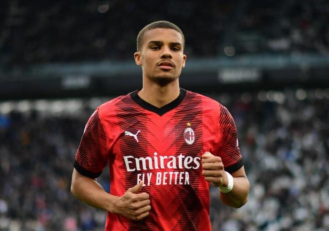 德天：紐卡佳夫全面協(xié)議，球隊(duì)談判報(bào)價(jià)3000萬(wàn)歐。