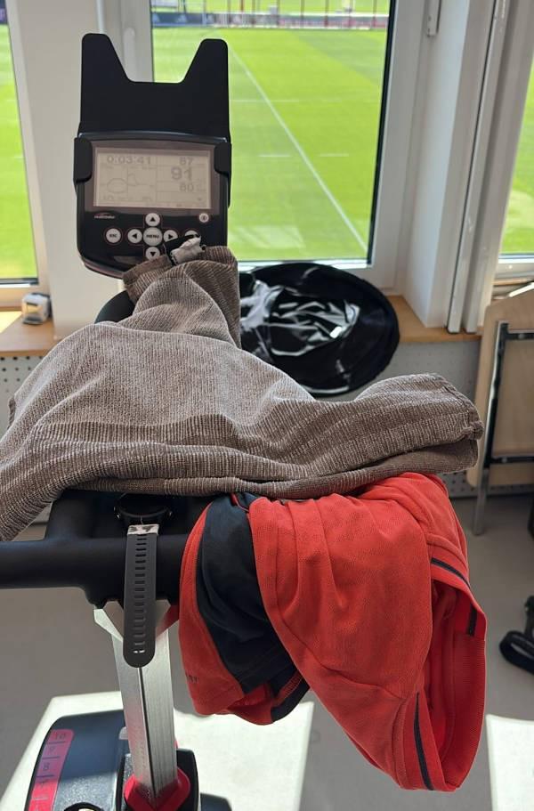 帕夫恢復訓練，預計9月后復出。