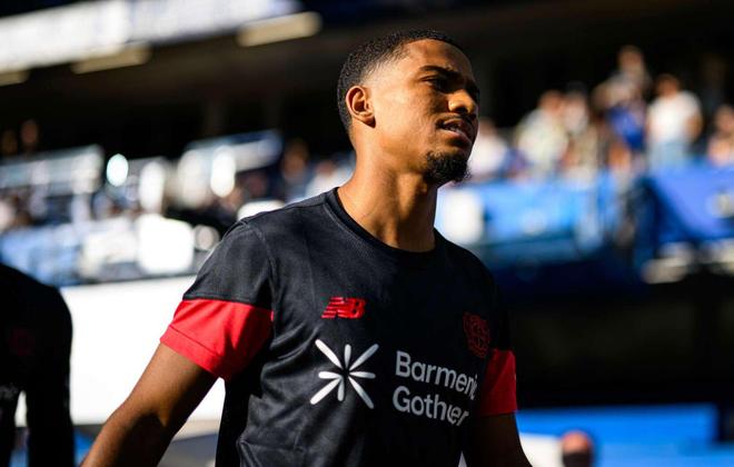 藥廠球員赴英超，告別球迷，待批離隊