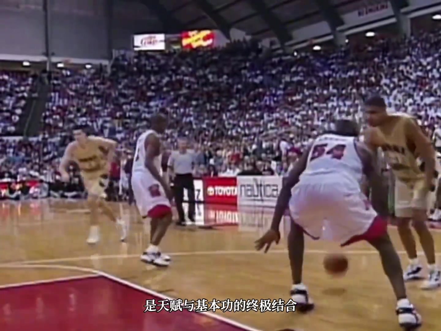 他是為數(shù)不多沒(méi)有短板的球員 是天賦與基本功的終極結(jié)合