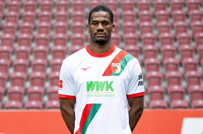 盧卡庫傷缺三月，那不勒斯盯上奧格斯堡前鋒埃森德。