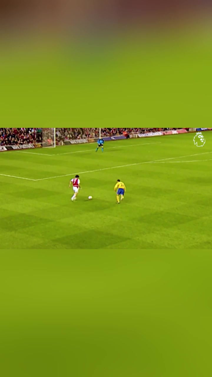 技術高超巧妙皮雷哥踢的不是球是想象力