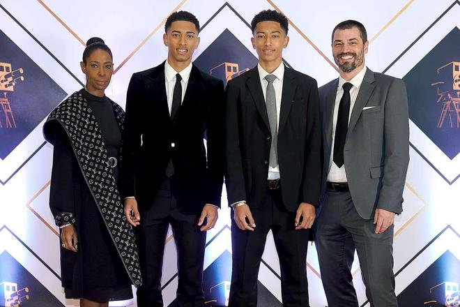 小貝林父母禁入多特更衣室，里肯：關(guān)系良好。