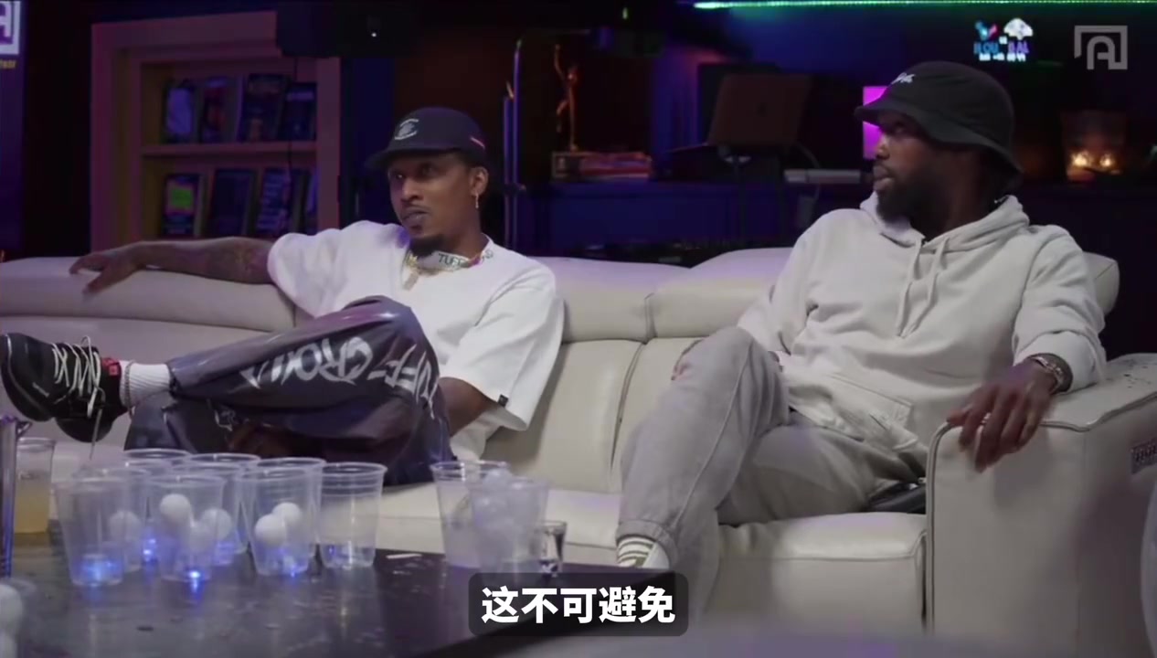 貝弗利此前愛(ài)德華茲必然會(huì)離開(kāi)森林狼他得去大市場(chǎng)展現(xiàn)自己