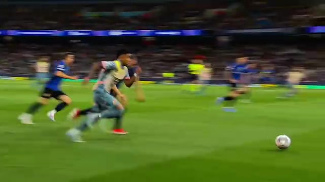 未來球隊(duì)計劃的重要一員薩維尼奧的精彩時刻