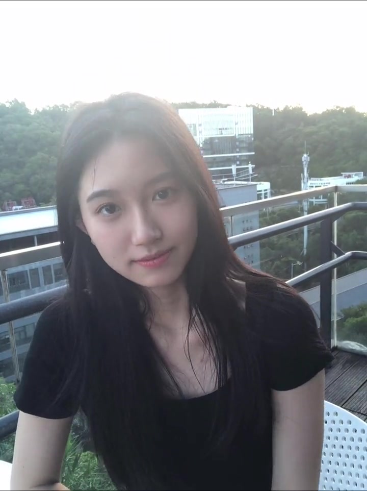 黎伊揚(yáng)的對(duì)象太甜了網(wǎng)傳她還是曾凌鉉的姐姐