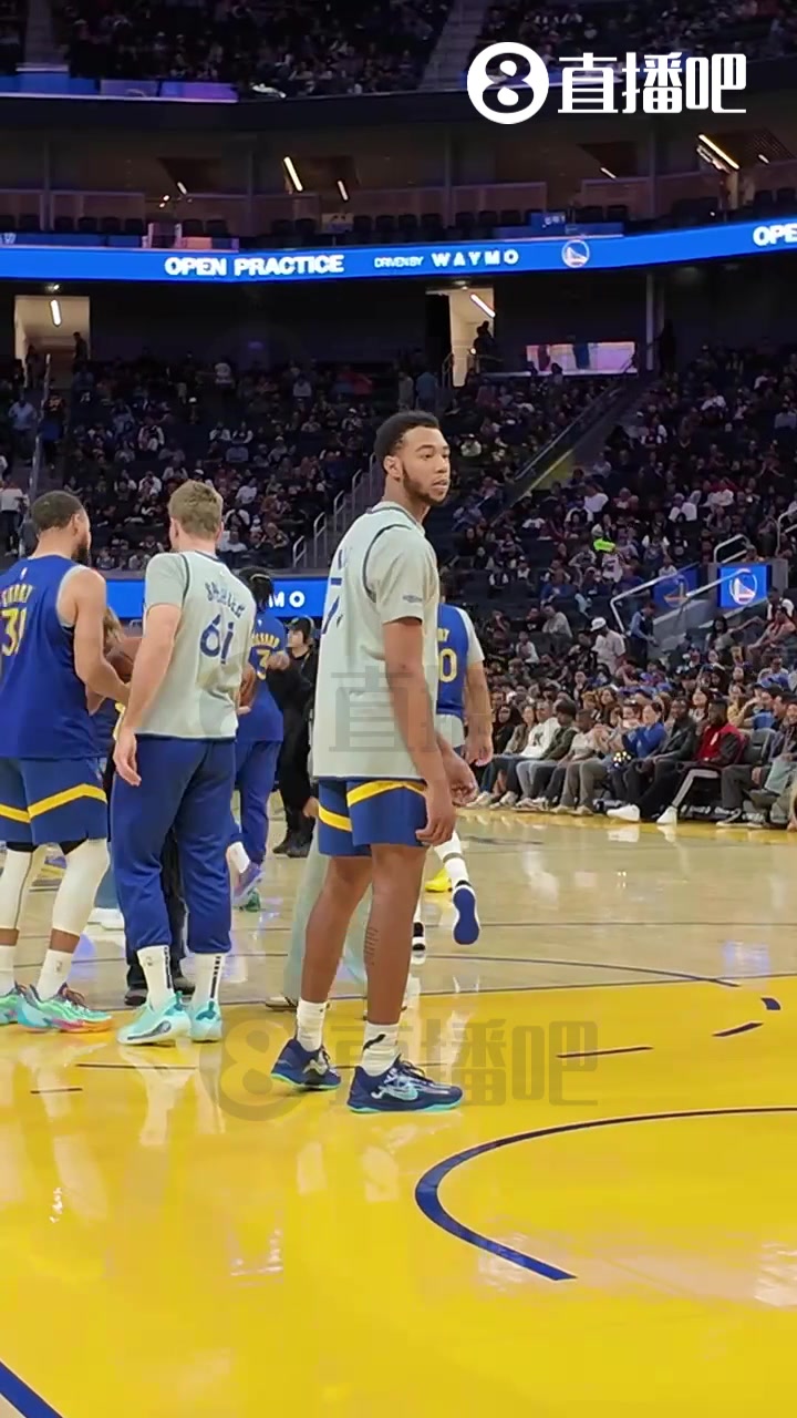 被奪權(quán)的30號(hào)訓(xùn)練課上 塞斯穿象征家族榮耀的30號(hào) 哥哥被迫穿31