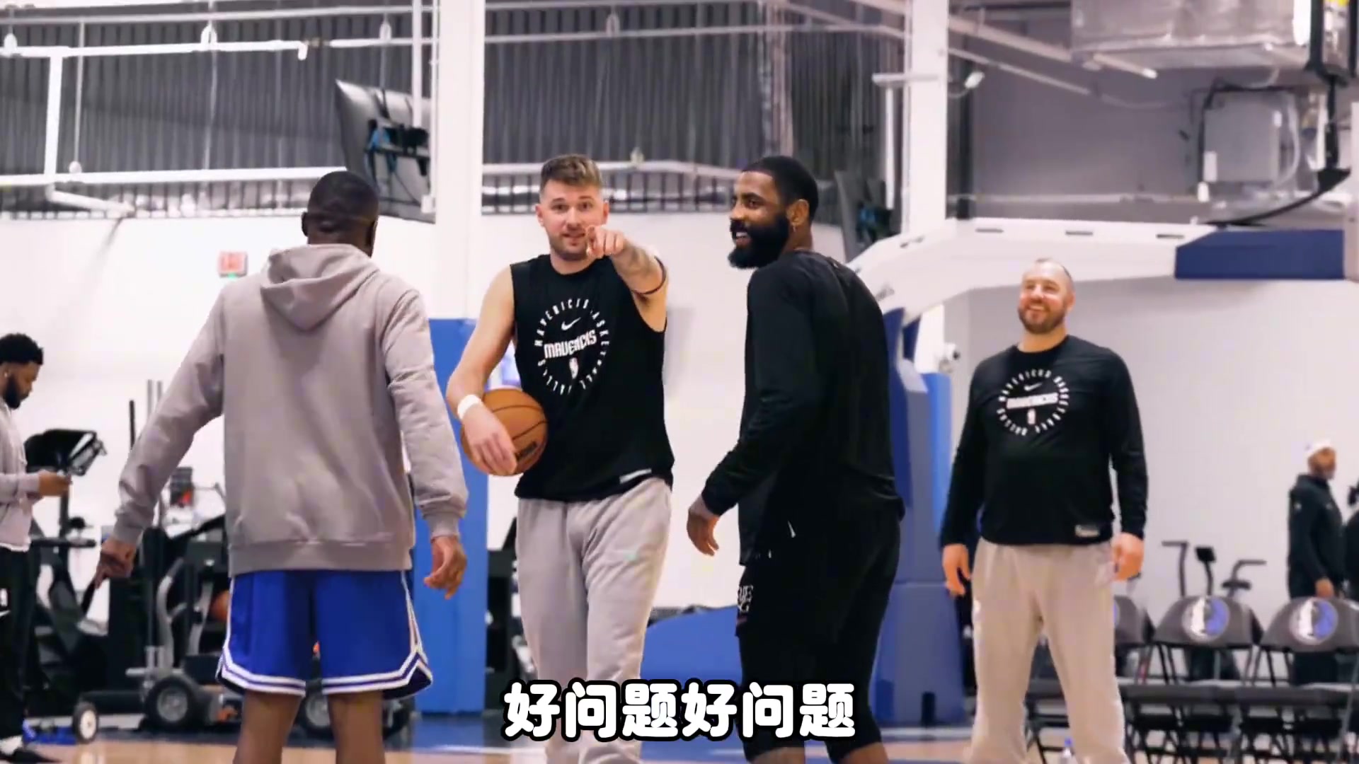 歐文和利拉德誰(shuí)更強(qiáng)楊毅歐文是優(yōu)秀合格且標(biāo)準(zhǔn)的球隊(duì)二當(dāng)家