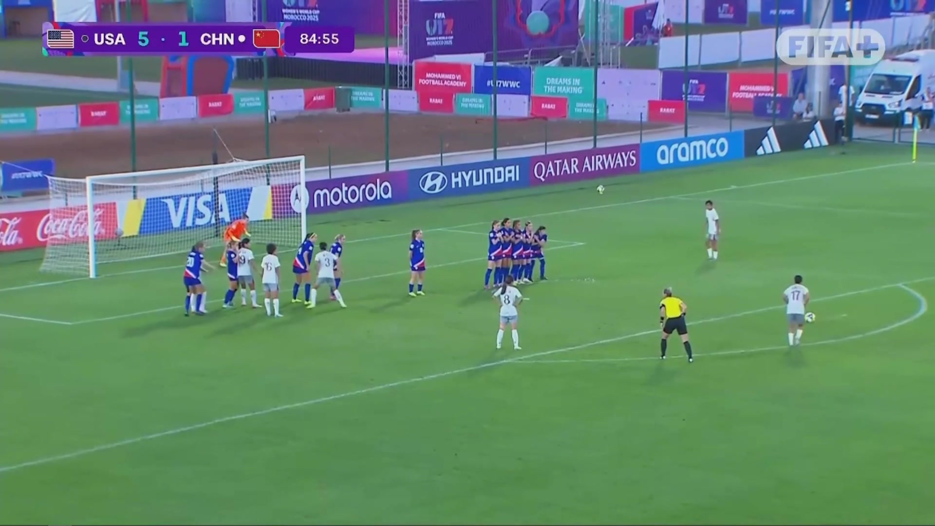 追回一球曾屹婕任意球直接破門中國女足仍然2-5落后美國女足