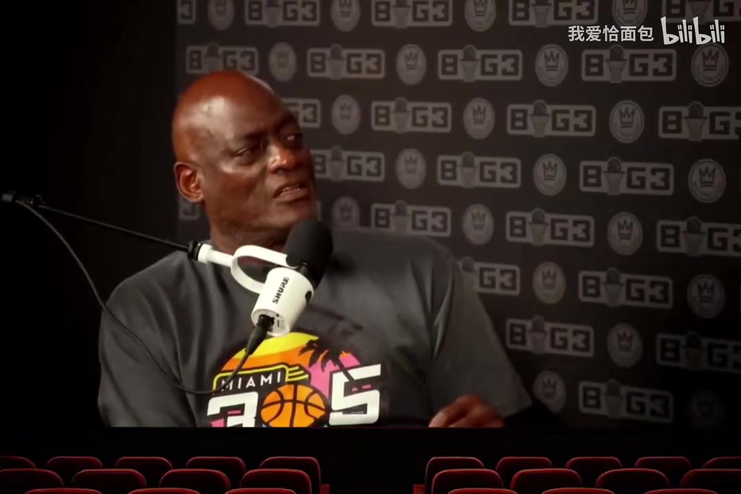 比斯利當年我每36分鐘能砍29分失意時哈登讓我振作起來