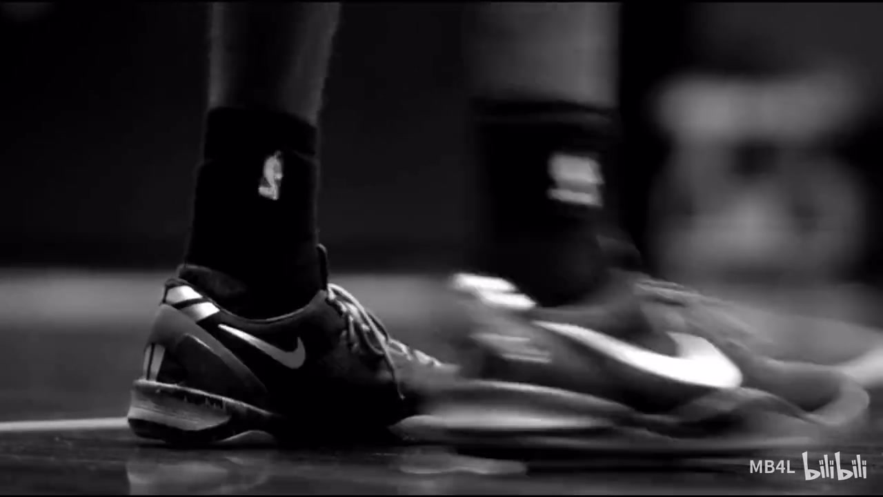 一切問題終將迎刃而解科比當年大傷后的康復訓練