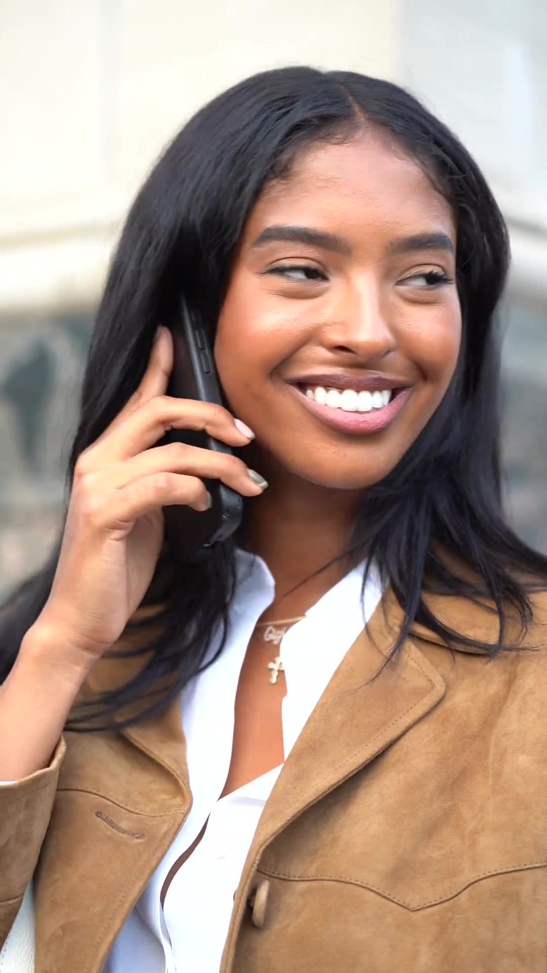 近距離欣賞科比大女兒的顏值 真的既像瓦妮莎又像科比