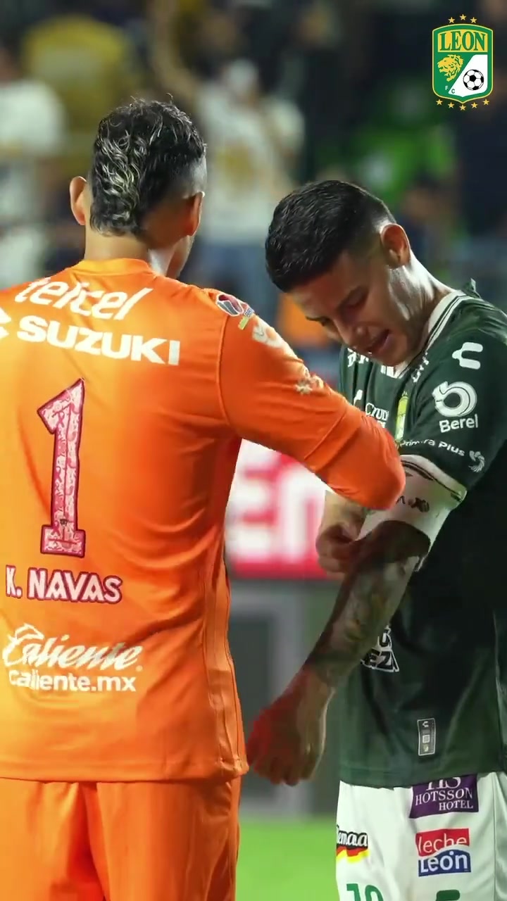 都是當年的功臣兩位皇馬舊將J羅和納瓦斯墨超聯(lián)賽再相遇......