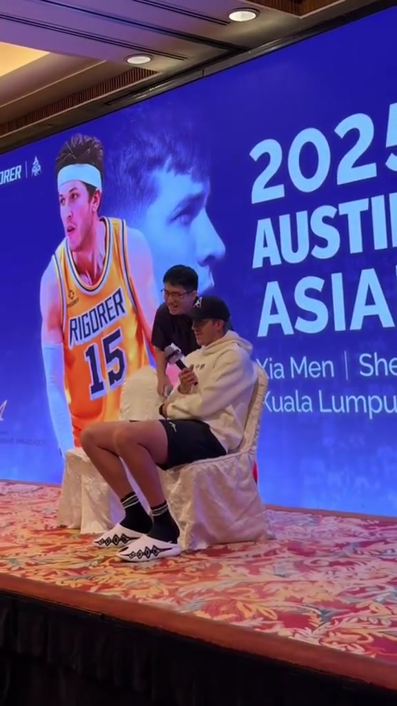 壓力來到湖人這邊被中國球迷貼臉開大要大合同還是冠軍里夫斯我全要